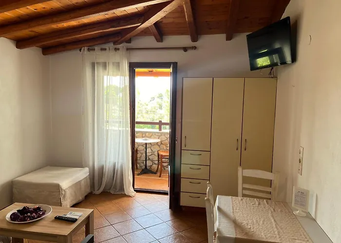 Villa Maraki