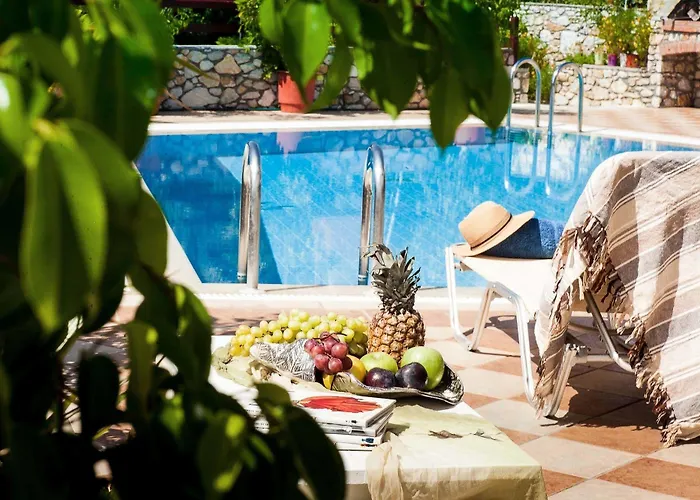 Villa Maraki