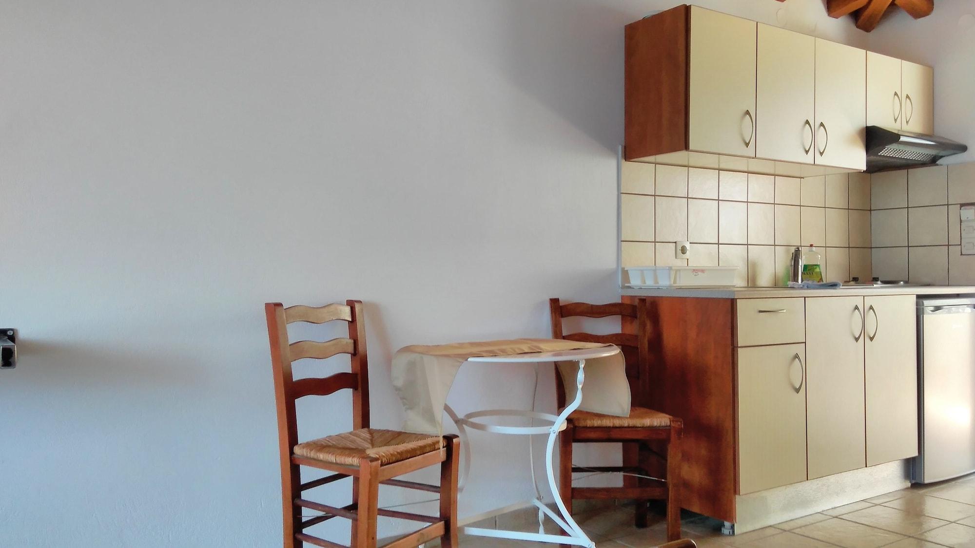 Apartahotel Maraki