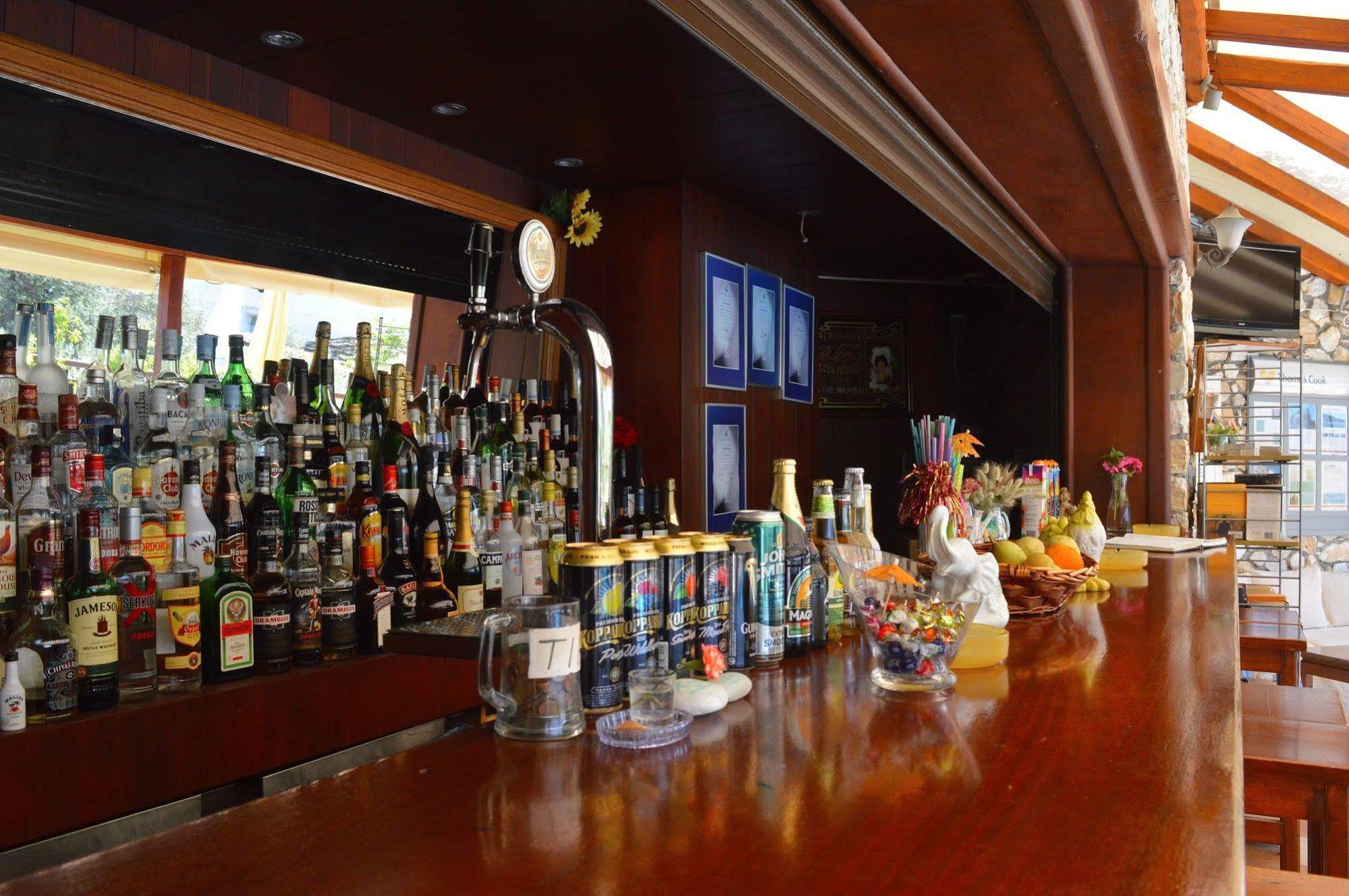 Apartahotel Maraki 3*