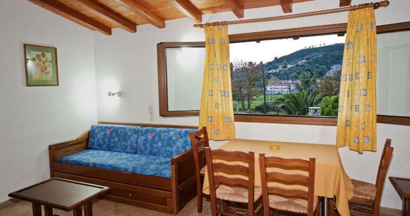 Apartahotel Maraki Platanias (Skiathos)